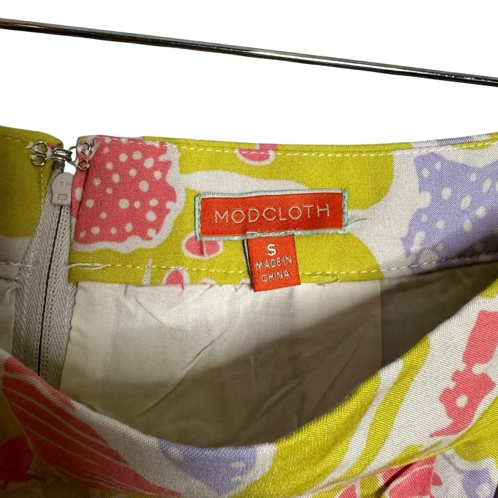 Modcloth Whole 'Lotta Loveliness Tropical Wrap Skirt Size S - Picture 8 of 11